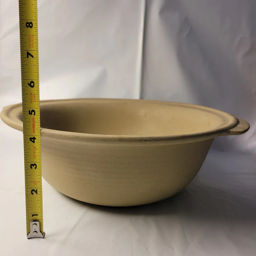 Pampered Chef Deep Dish Baker Stoneware Tan Round 12.5